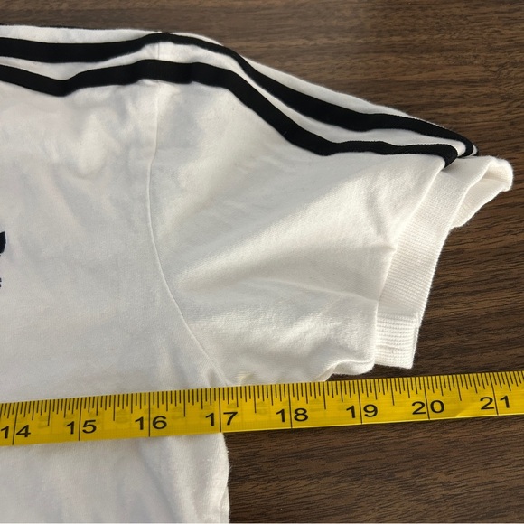 ❤️ adidas Kids White Tee with Black Stripes (Youth) 8 - Picture 7 of 8